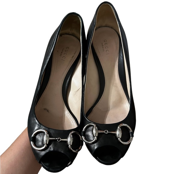 Gucci Hollywood Horsebit Black Leather Peep Toe
Classic Heels Pumps Sz 37.5 - Picture 1 of 5